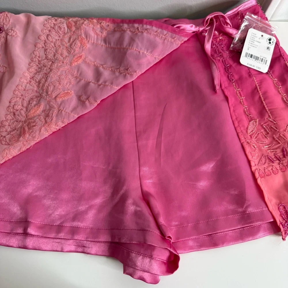 Free People Lala Beaded Skort in Pink Embroidered Ombre NWT $168 Small - Picture 10 of 15